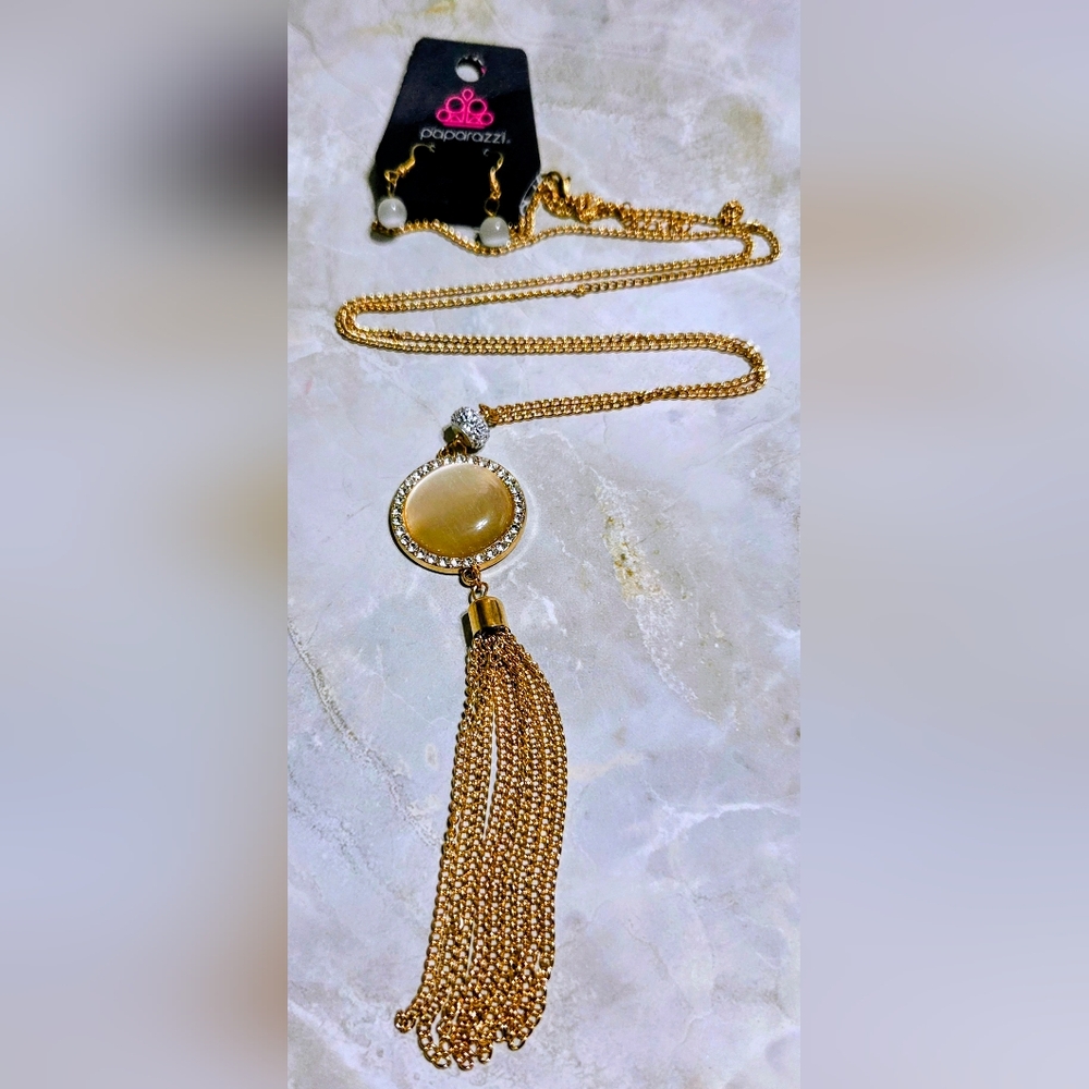 Paparazzi Gold Circle Stone Tassel Necklace